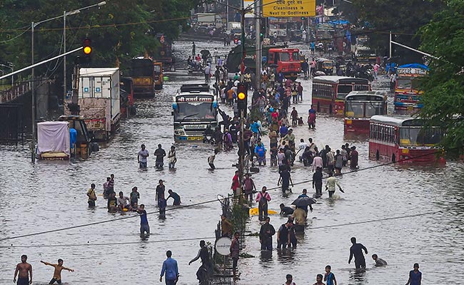 Live Updates: Rainfall Likely To Continue, Mumbai Schools, Colleges Closed