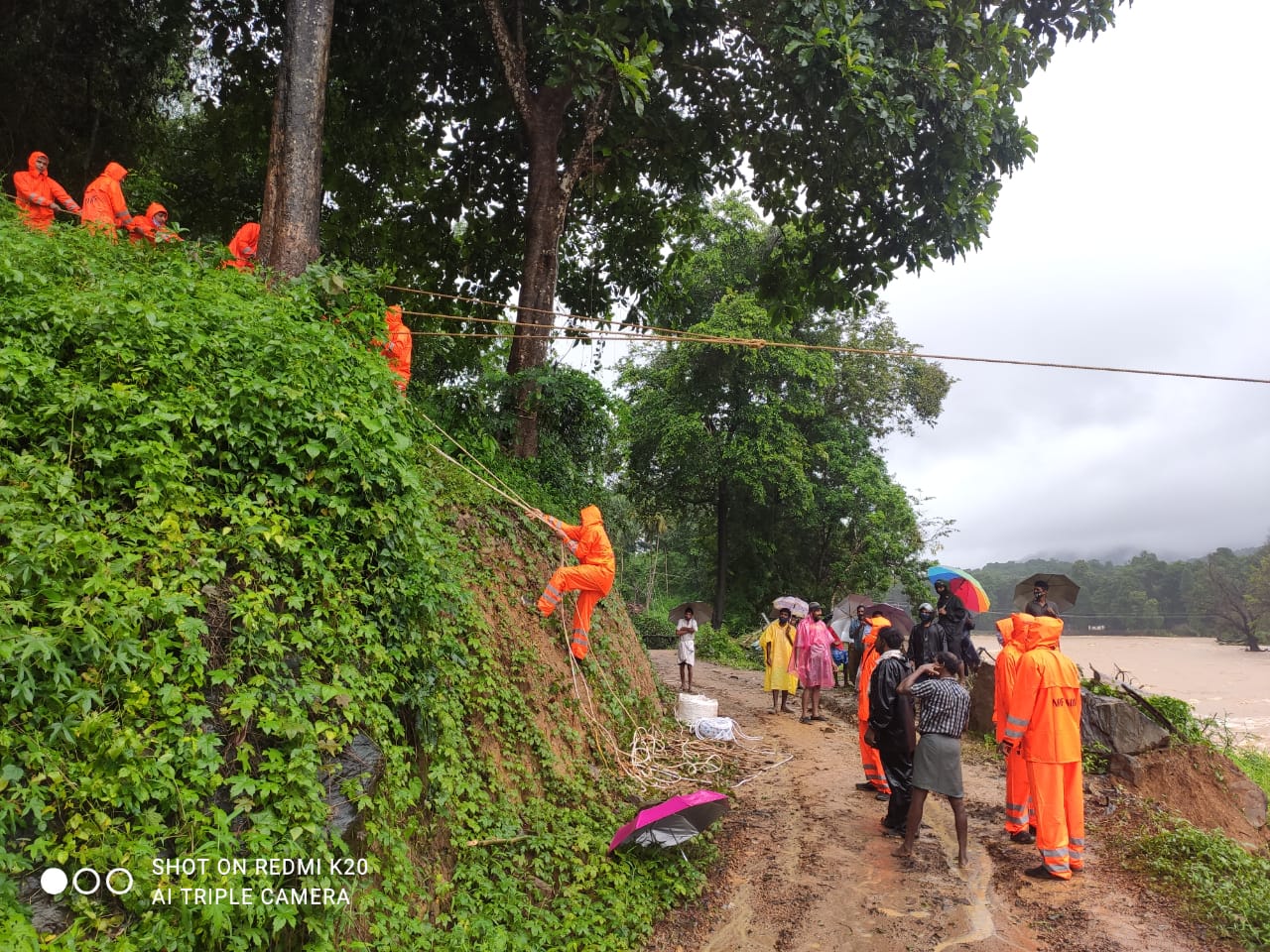 Kerala Rains Weather Forecast 13 Dead In Landslide In Idukki 12 Rescued Say Officials